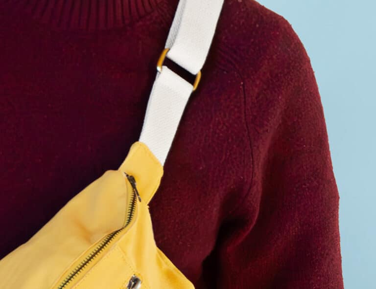 détail anse réglable du sac banane Venga - une marque du groupe Ecodis